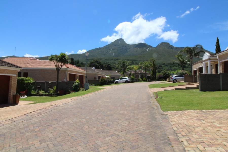 3 Bedroom Property for Sale in Denneoord Western Cape